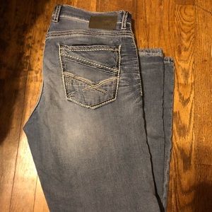 2 pairs of men’s BKE jeans